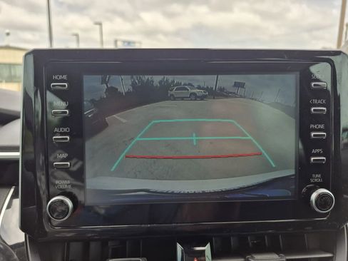 Used 2020 Toyota Corolla LE FWD image 24