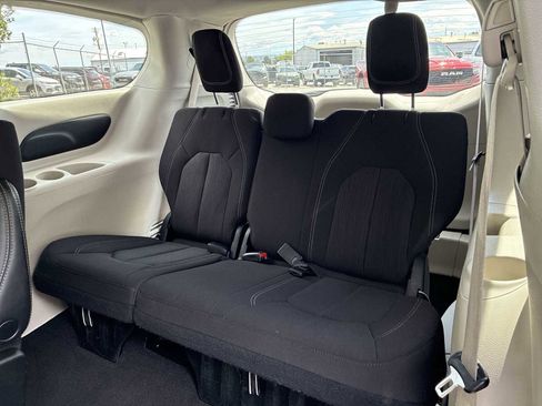 Certified 2023 Chrysler Voyager LX FWD image 24