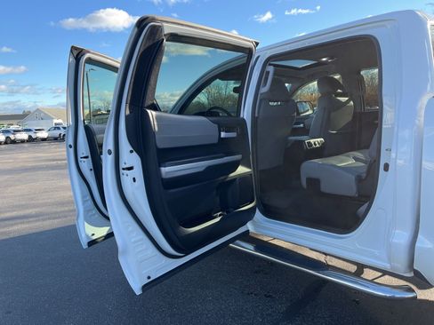 Used 2016 Toyota Tundra Limited image 18