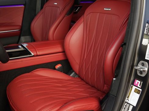 Used 2025 Mercedes-Benz S 63 AMG S image 9