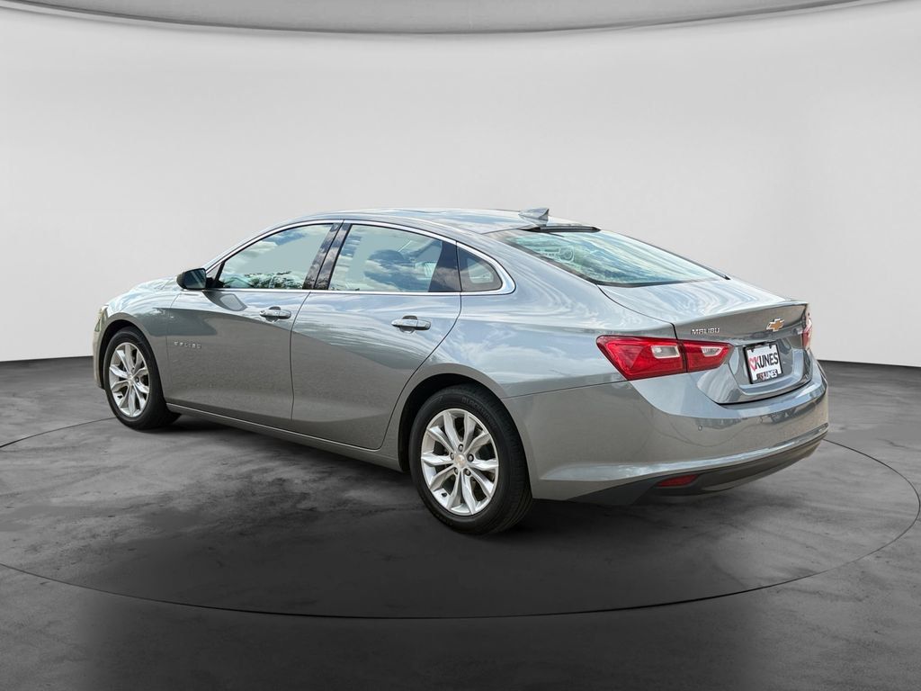 Used 2024 Chevrolet Malibu LT FWD image 7