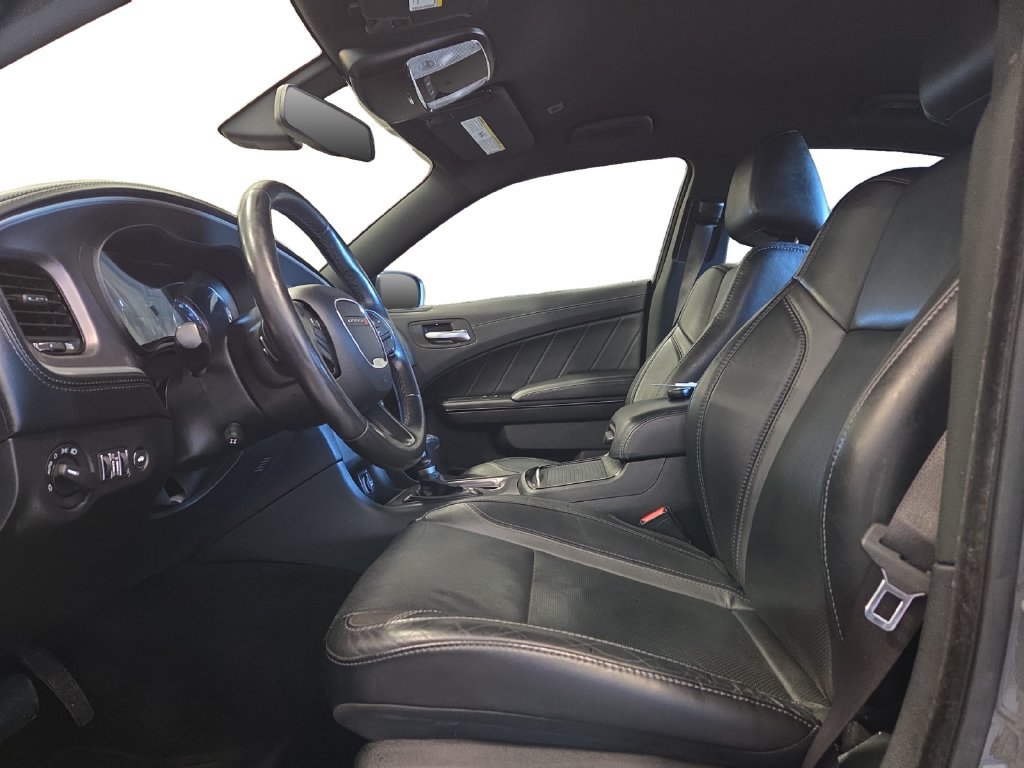 Used 2019 Dodge Charger SXT w/ Plus Group RWD image 20