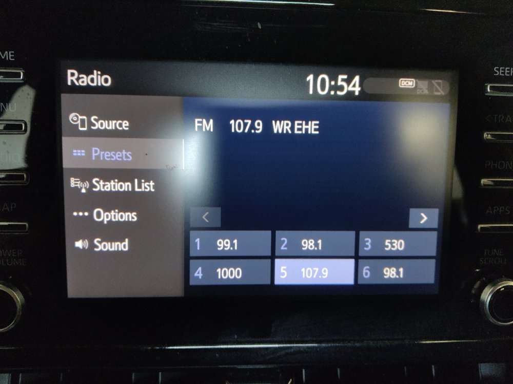 Used 2020 Toyota Corolla L FWD image 25