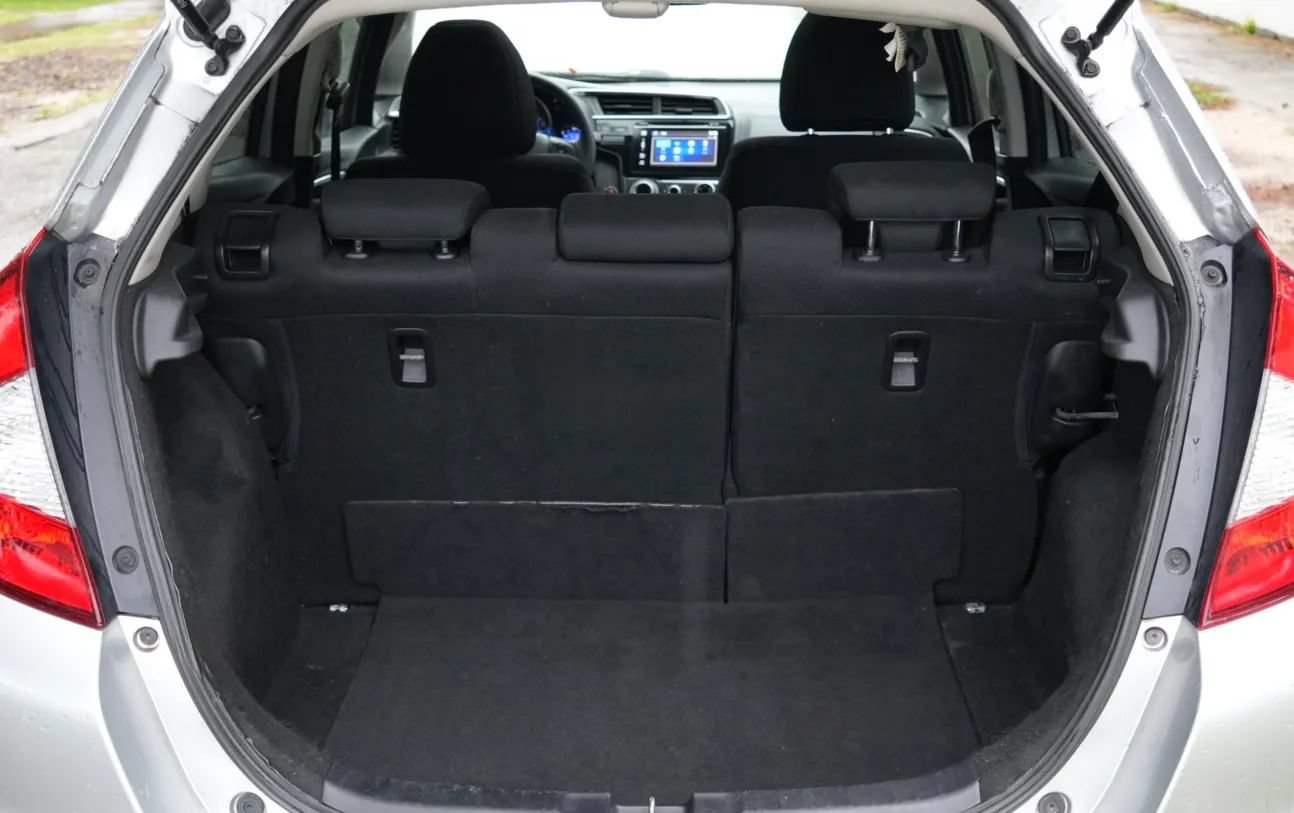Used 2015 Honda Fit EX image 12