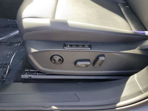 Used 2022 Volkswagen ID.4 Pro S image 19