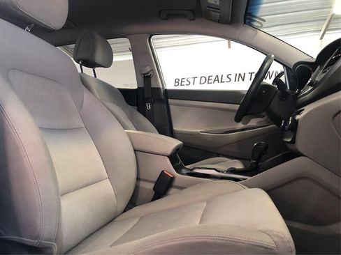 Used 2016 Hyundai Tucson Sport FWD image 9