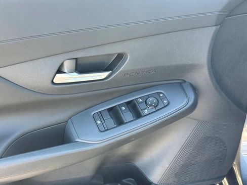 New 2027 Nissan Sentra SV w/ SV Convenience Package FWD image 22