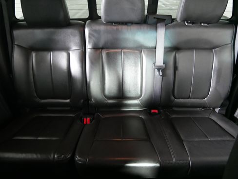 Used 2011 Ford F150 Raptor w/ Graphics Pkg image 13