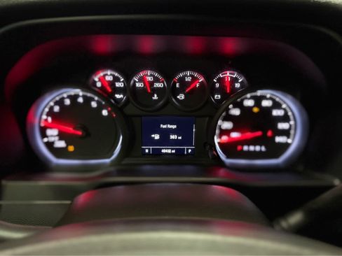 Used 2022 Chevrolet Silverado 1500 Custom image 21