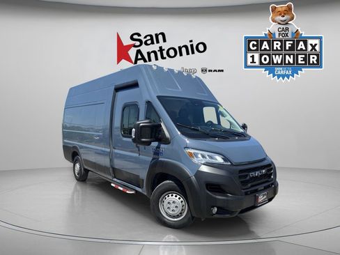 Used 2024 RAM ProMaster 3500 FWD image 1