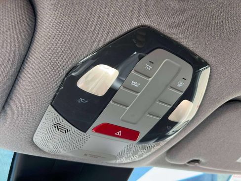 Certified 2024 Kia EV9 Light Long Range RWD image 33