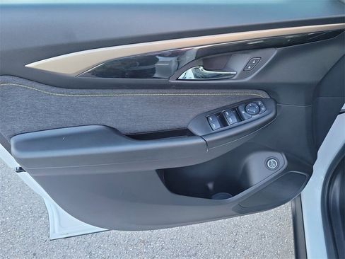 Used 2024 Chevrolet TrailBlazer ACTIV w/ Convenience Package image 16