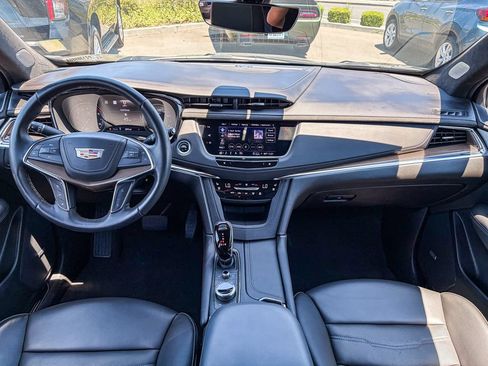 Certified 2023 Cadillac XT5 Premium Luxury w/ Platinum Package AWD/4WD image 12