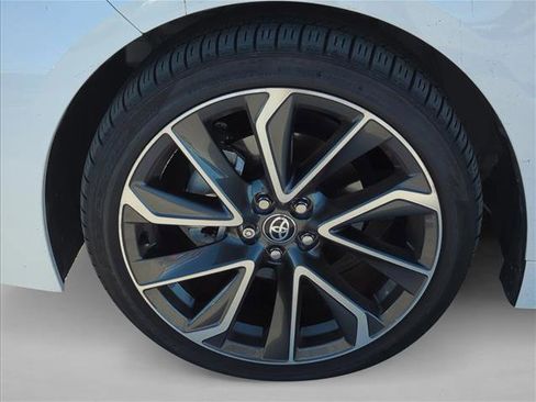 Used 2022 Toyota Corolla XSE image 7