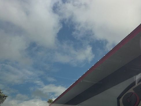 Used 2020 Tesla Model Y Long Range image 24