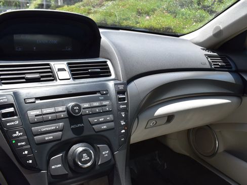 Used 2012 Acura TL FWD image 11