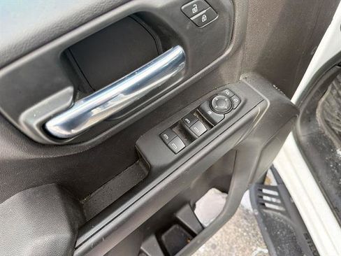 Used 2023 Chevrolet Silverado 1500 Custom Trail Boss w/ LPO, Dark Essentials Package image 15