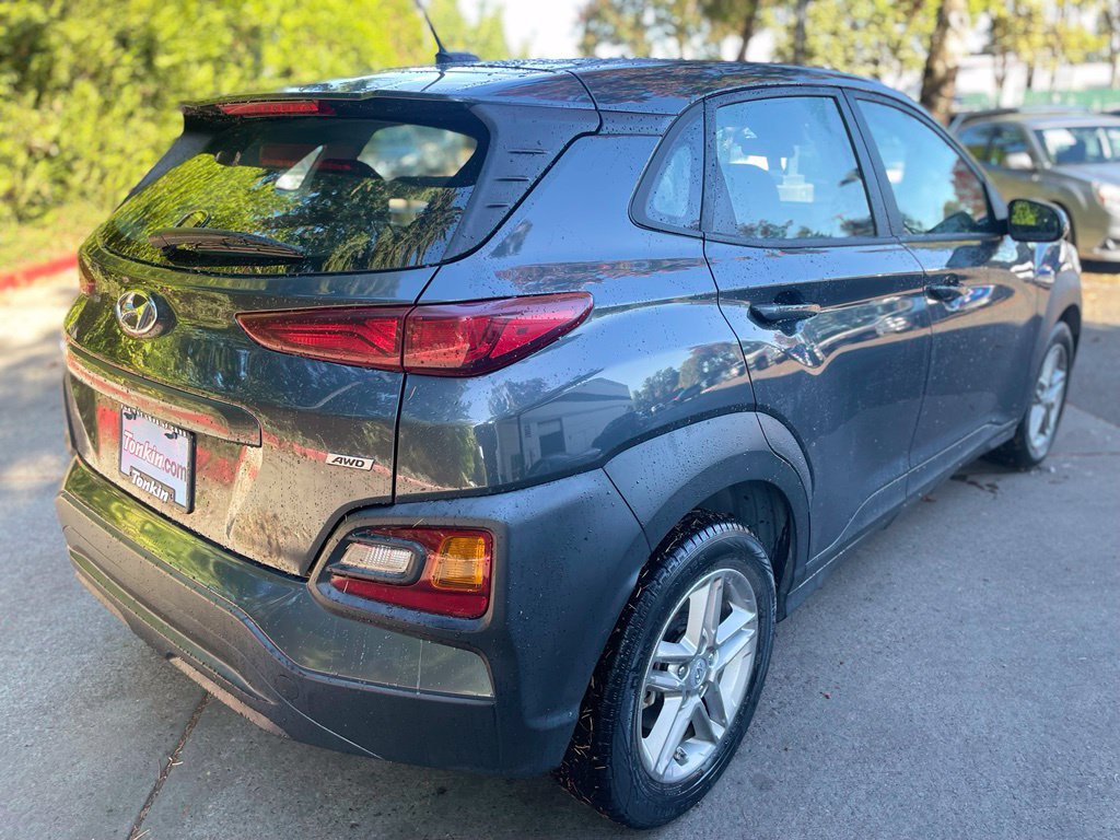 Used 2021 Hyundai Kona SE AWD/4WD image 4