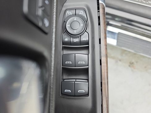 Used 2021 GMC Sierra 2500 Denali w/ Denali Ultimate Package image 25