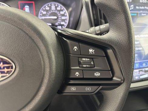 Used 2026 Subaru Crosstrek 2.0i Premium image 19