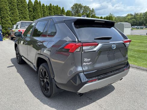 Certified 2023 Toyota RAV4 SE w/ Convenience Package AWD/4WD image 6