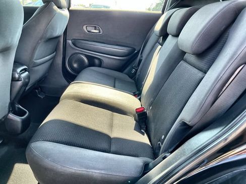 Used 2019 Honda HR-V Sport image 25
