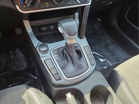 Used 2021 Kia Seltos S FWD image 29