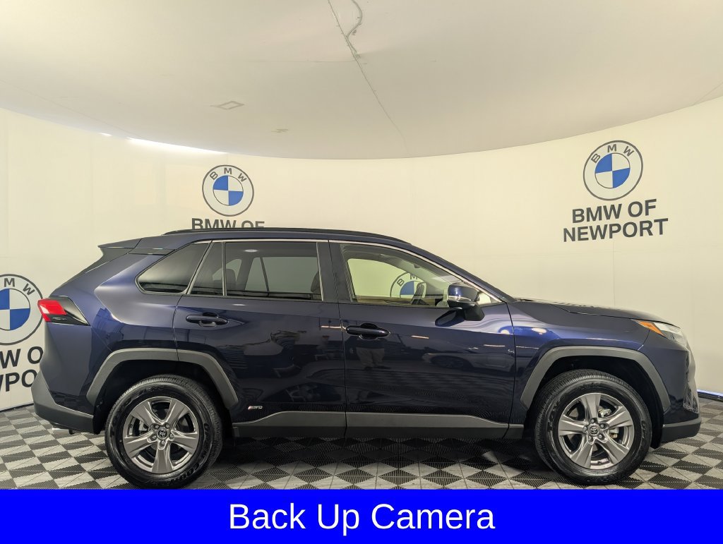 Used 2025 Toyota RAV4 XLE w/ Convenience Package AWD/4WD image 8