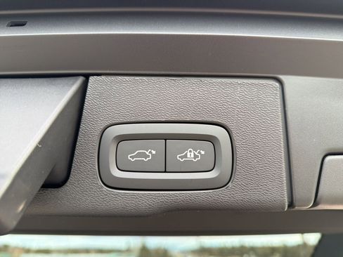 New 2026 Volvo XC60 B5 Plus w/ Climate Package image 30