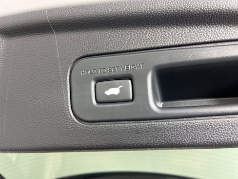 Used 2022 Acura MDX SH-AWD w/ Technology Package image 24