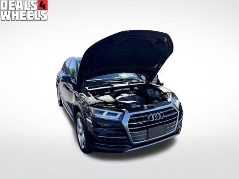 Used 2018 Audi Q5 2.0T Premium Plus w/ Premium Plus Package AWD/4WD image 4