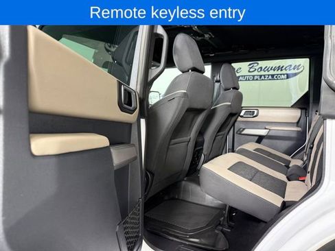 Used 2023 Ford Bronco Wildtrak image 13