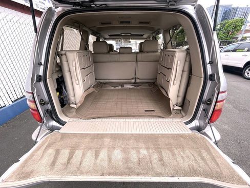 Used 2000 Toyota Land Cruiser AWD/4WD image 22