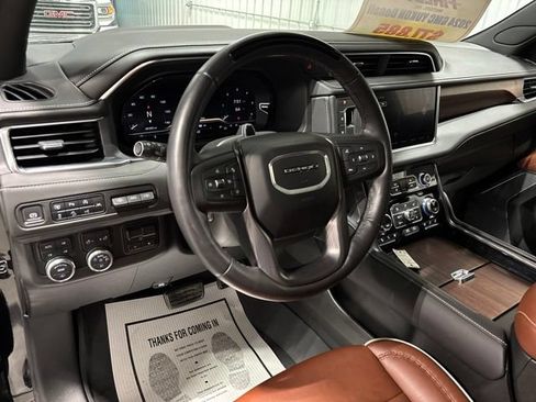 Used 2024 GMC Yukon Denali Ultimate AWD/4WD image 25
