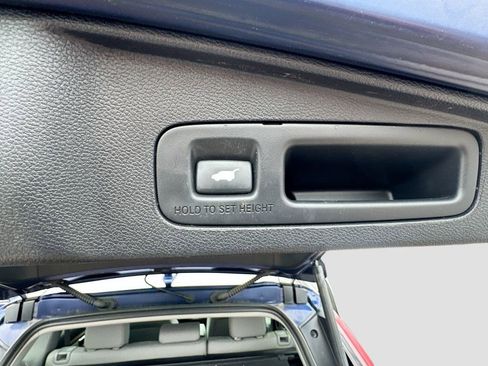 Used 2020 Honda CR-V Touring image 26