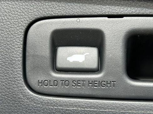 Used 2024 Honda CR-V EX-L image 29