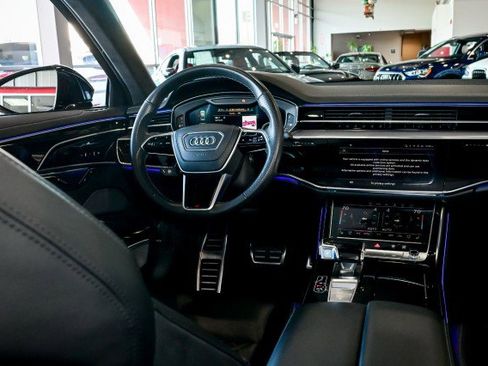 Used 2022 Audi S8 w/ S8 Comfort Plus Package image 31