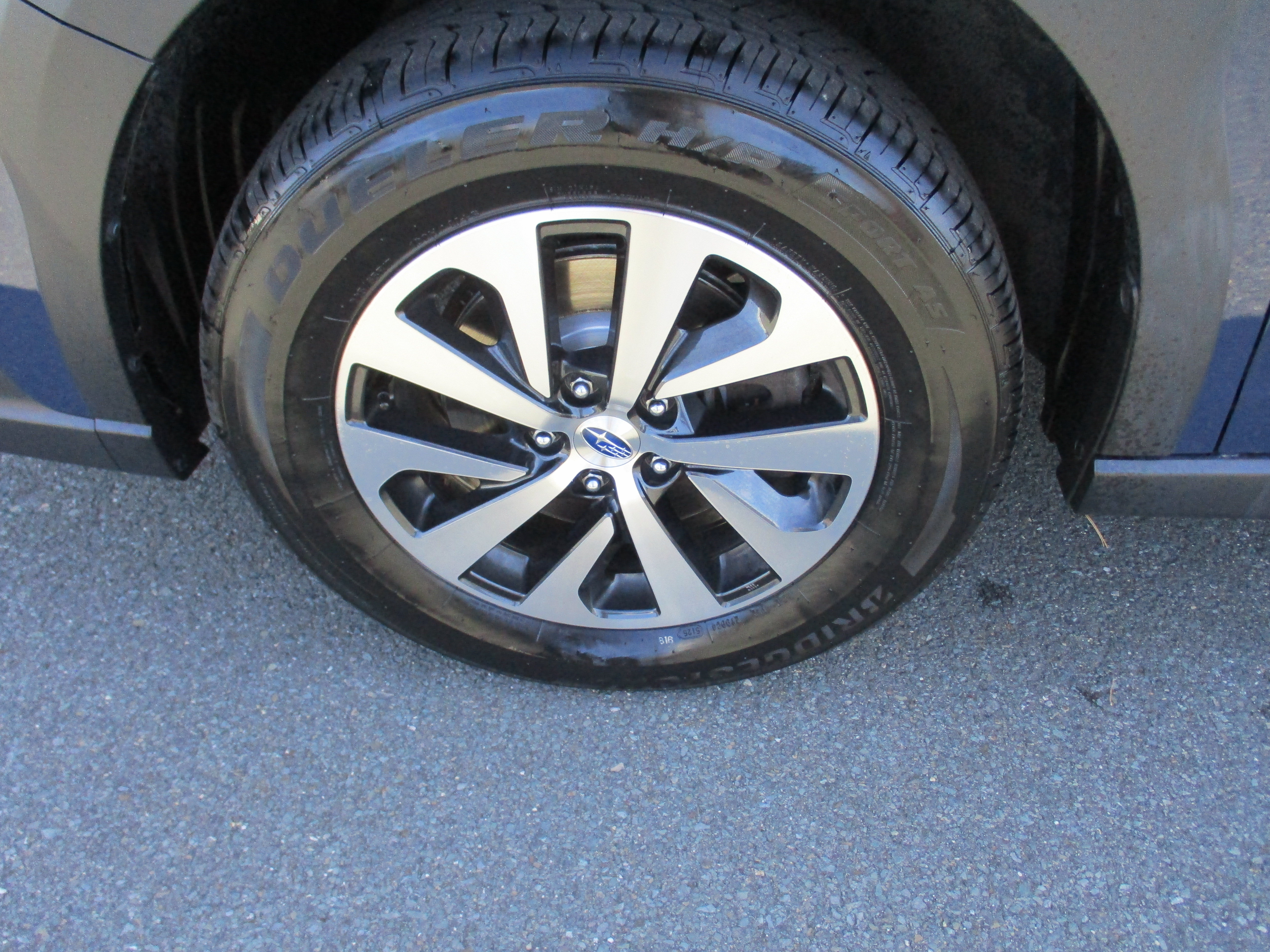 Used 2023 Subaru Outback Premium AWD/4WD image 9