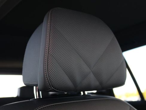 Used 2025 BMW X5 xDrive40i image 38