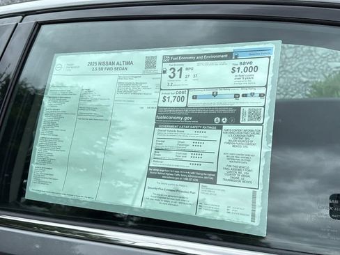 New 2025 Nissan Altima 2.5 SR image 12