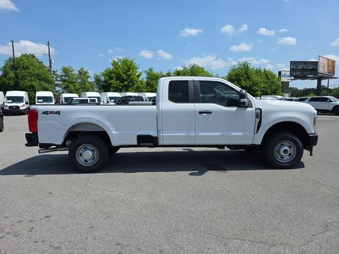 New 2024 Ford F250 XL AWD/4WD image 8