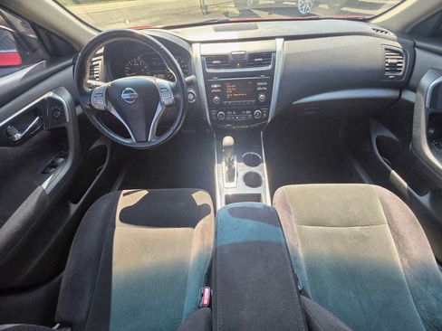 Used 2013 Nissan Altima 2.5 SV image 7