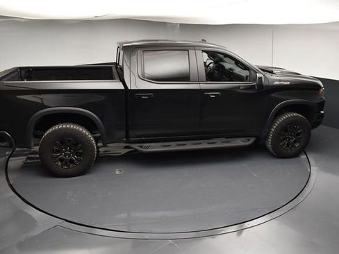 Used 2025 Chevrolet Silverado 1500 ZR2 w/ Technology Package AWD/4WD image 52
