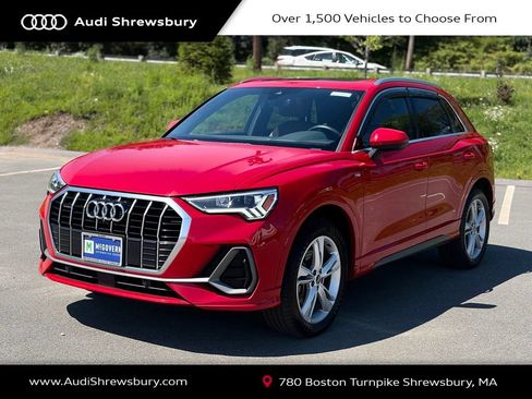 Used 2022 Audi Q3 2.0T Premium Plus w/ Premium Plus Package AWD/4WD image 1