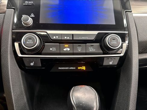 Used 2020 Honda Civic EX image 17