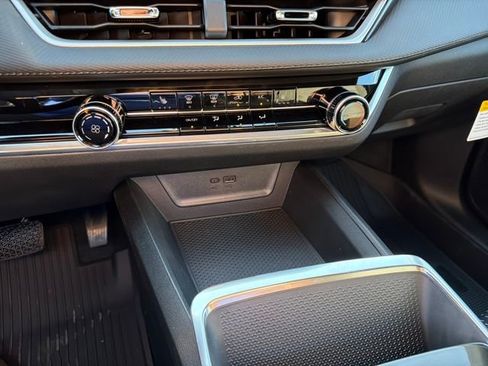 New 2026 Chevrolet Equinox LT w/ Safety and Technology Package FWD image 30