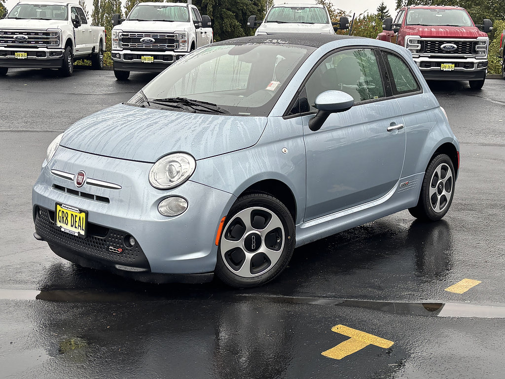 Used 2015 FIAT 500 e FWD image 1
