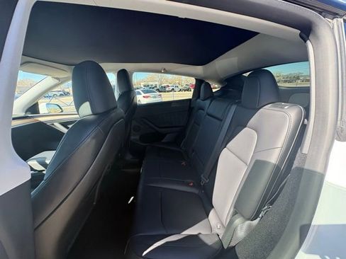 Used 2024 Tesla Model Y Long Range image 10