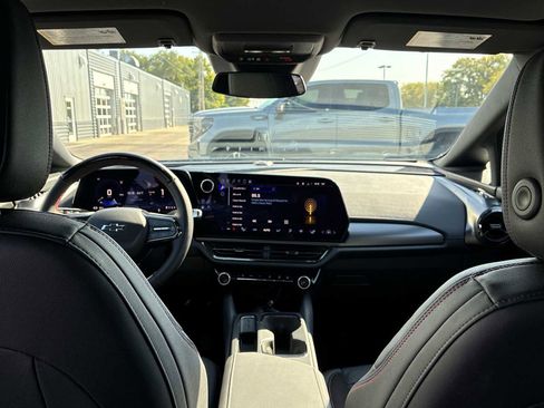 Certified 2024 Chevrolet Equinox EV RS image 20