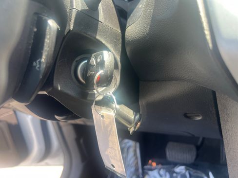 Used 2013 Ford Focus SE FWD image 20